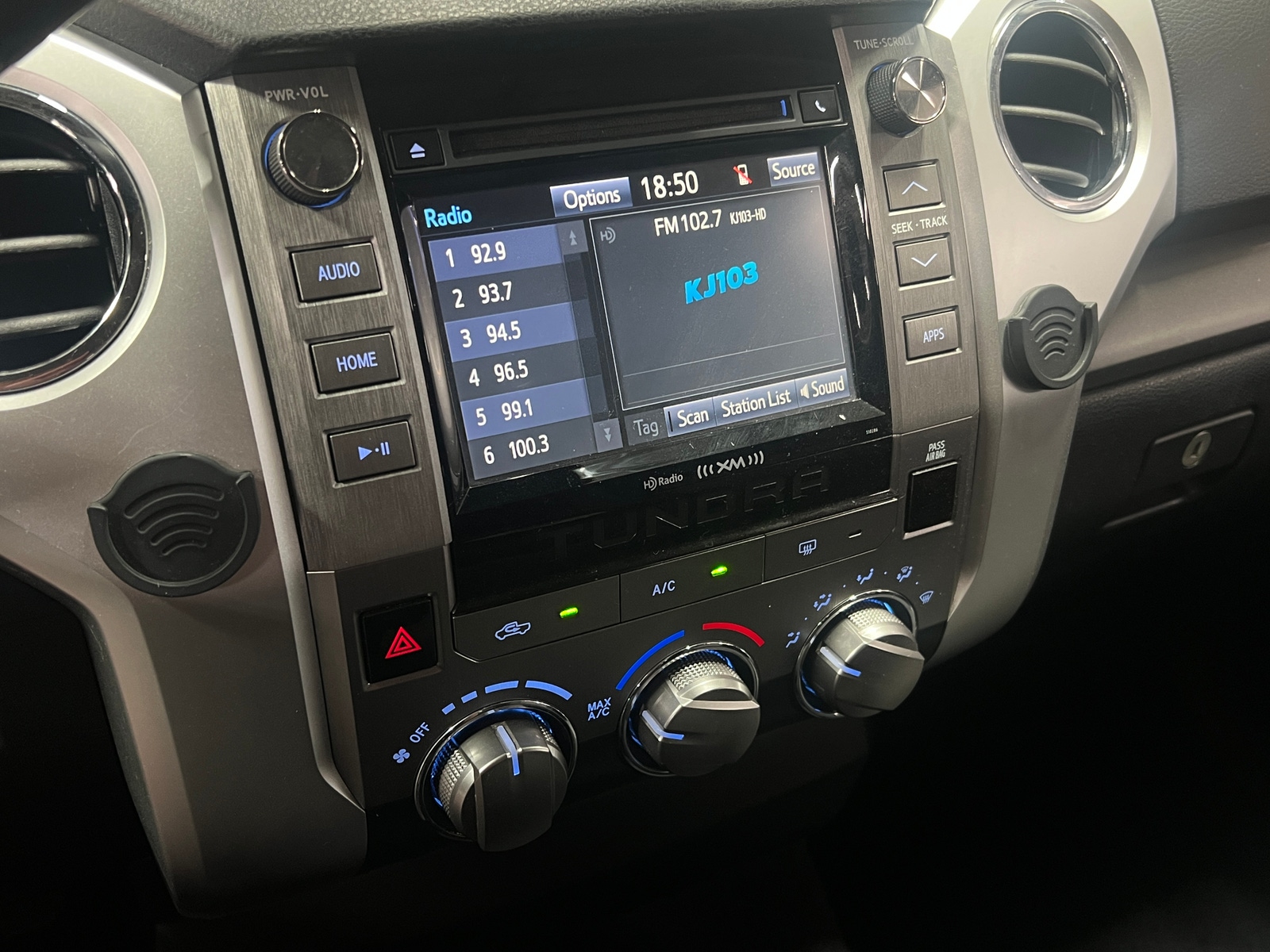 Thumbnail: 2018 Toyota Tundra - 4