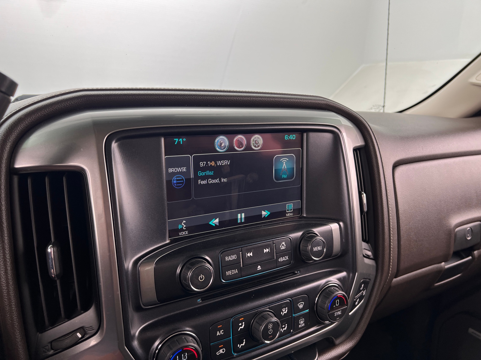 Thumbnail: 2014 Chevrolet Silverado 1500 - 3