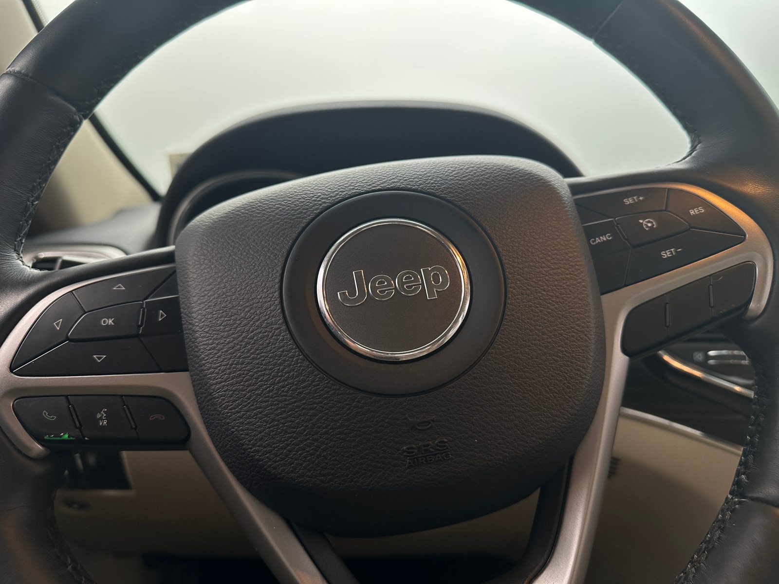 Thumbnail: 2019 Jeep Grand Cherokee - 4