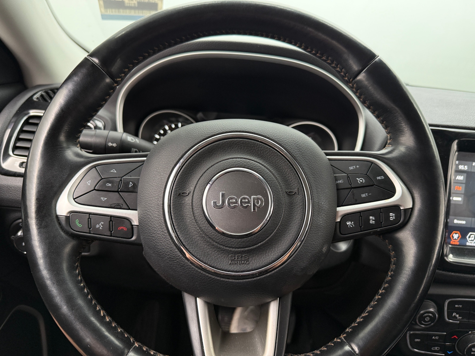 Thumbnail: 2021 Jeep Compass - 4