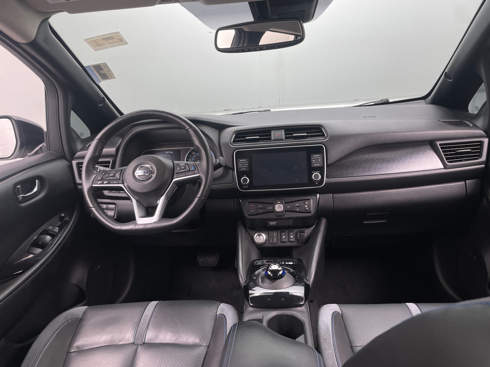 Thumbnail: 2020 Nissan Leaf - 2