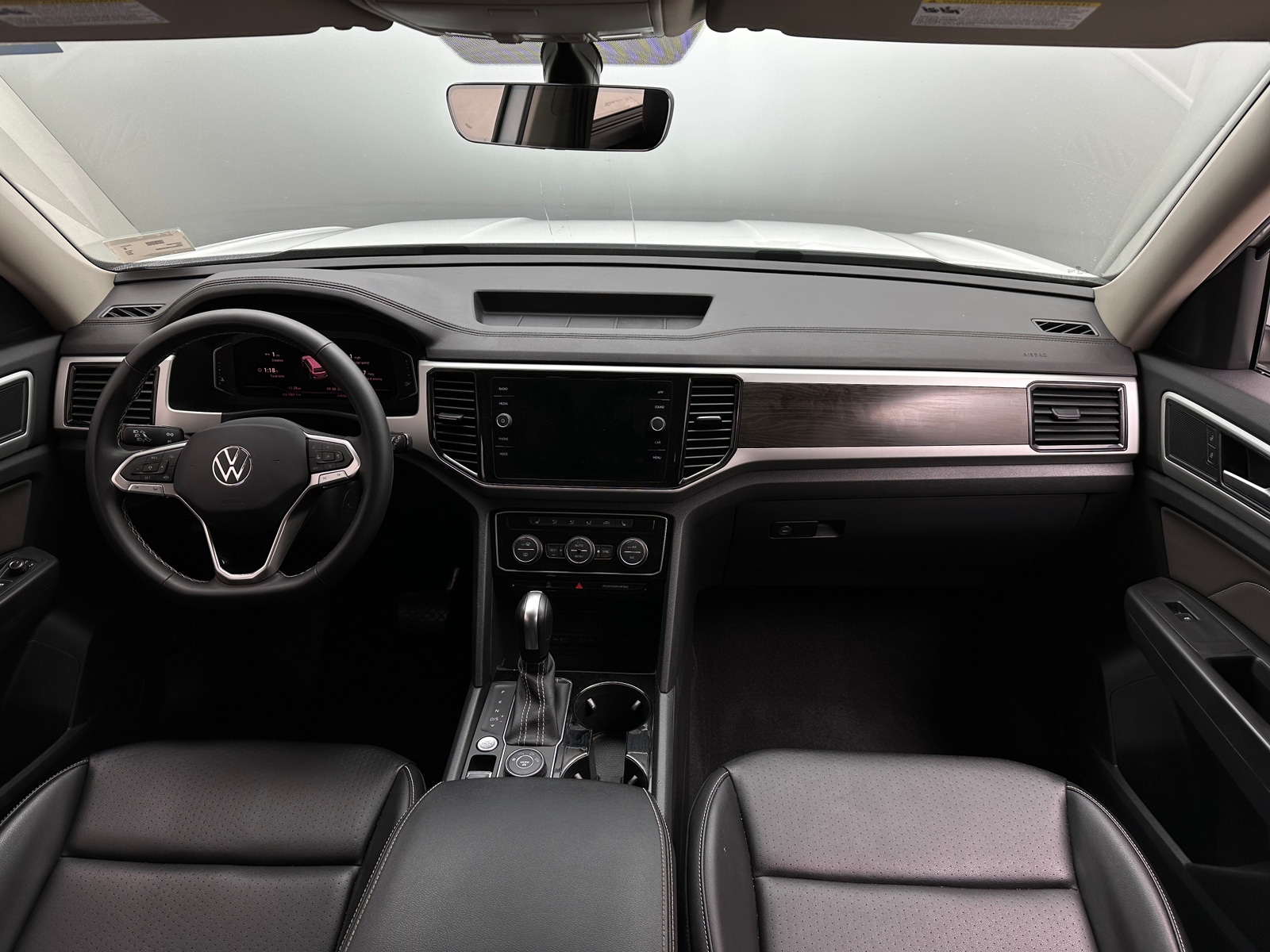 Thumbnail: 2022 Volkswagen Atlas - 2