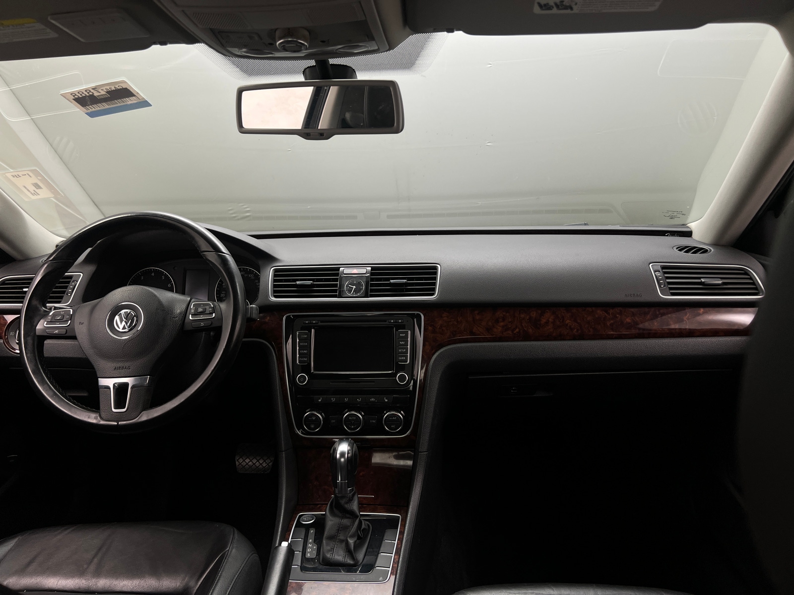 Thumbnail: 2013 Volkswagen Passat - 3