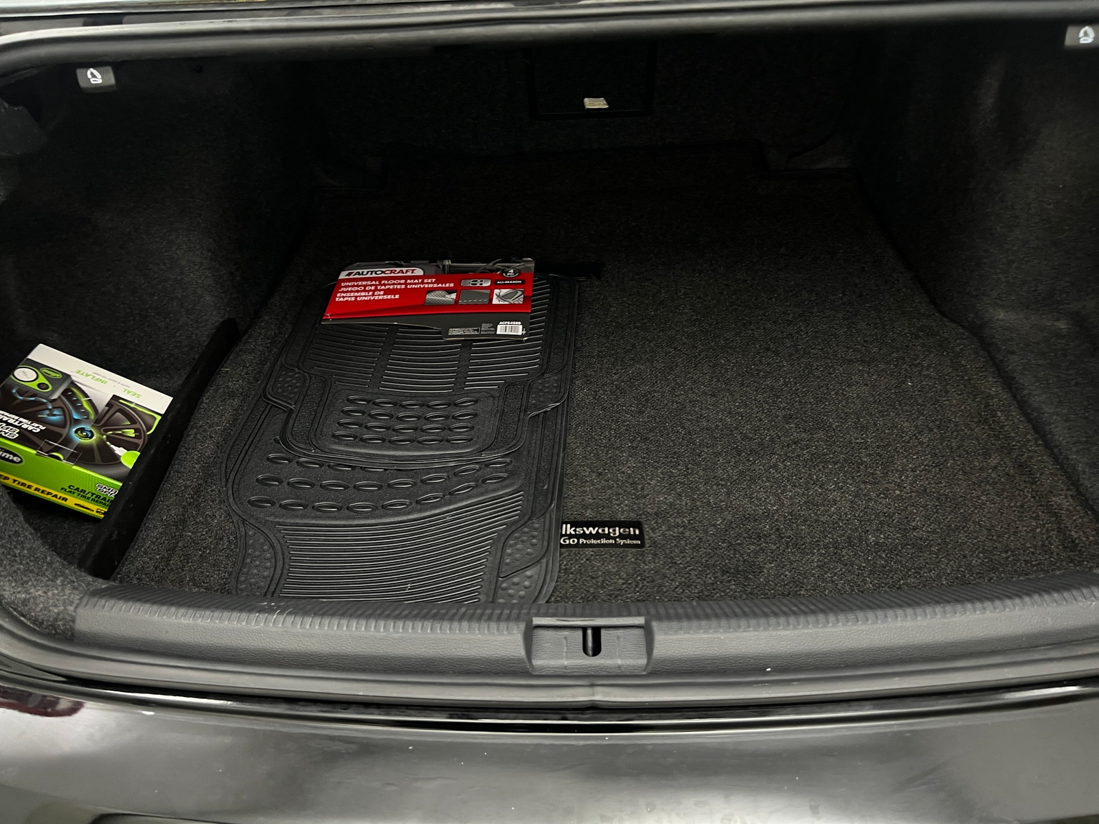 Thumbnail: 2013 Volkswagen Passat - 7
