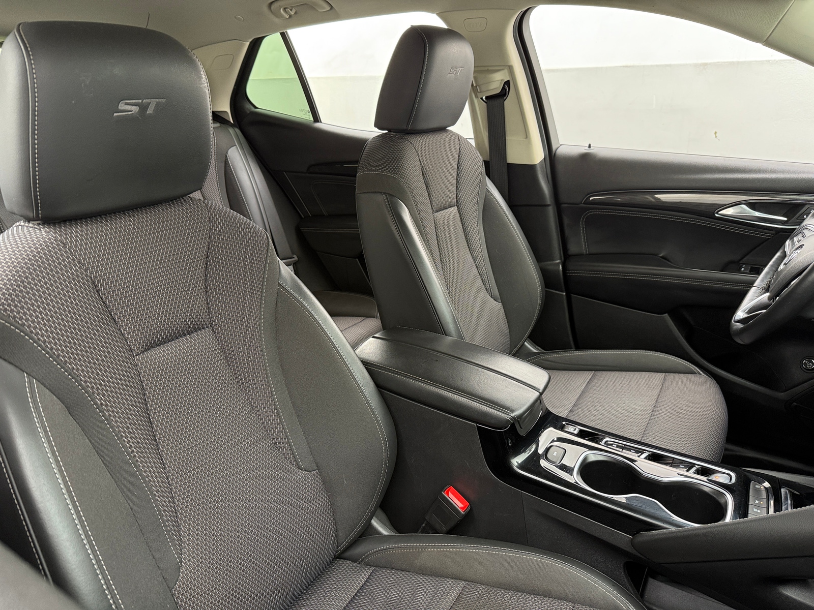 Thumbnail: 2023 Buick Envision - 2