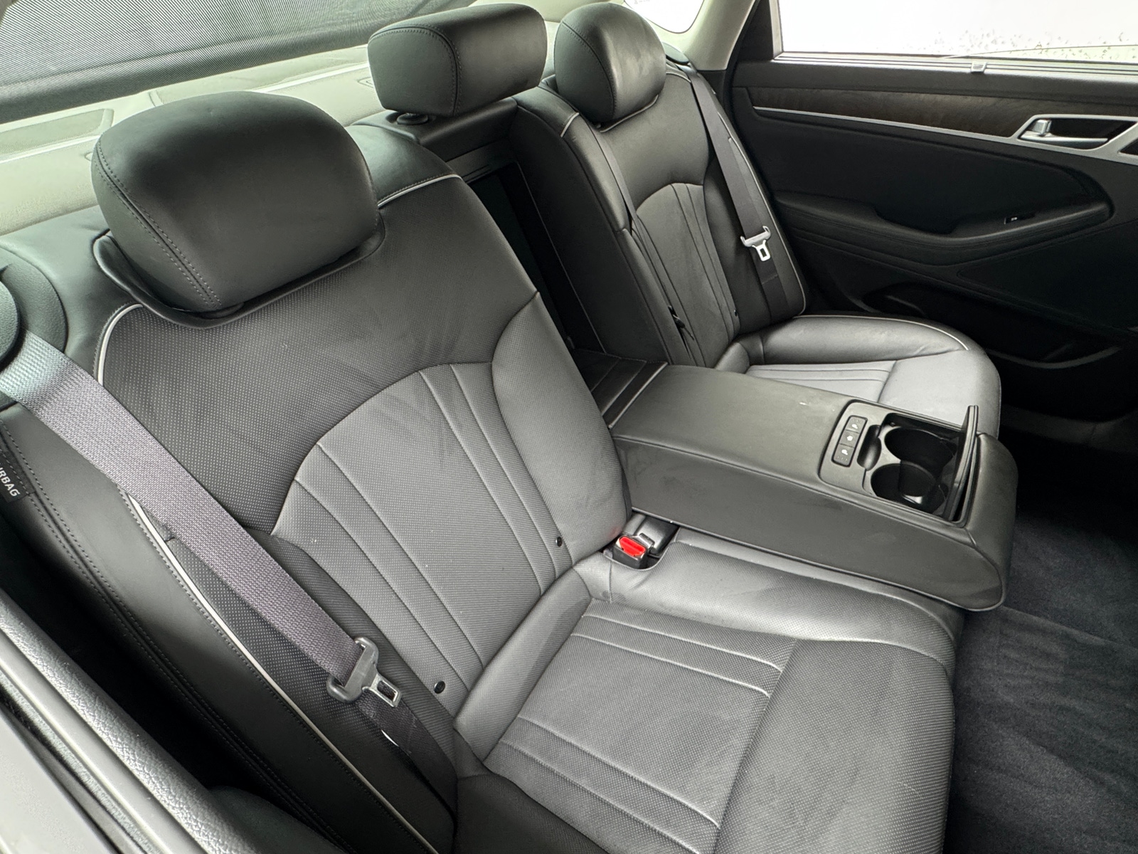 Thumbnail: 2015 Hyundai Genesis - 5