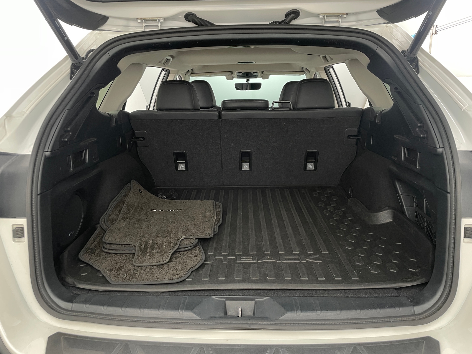 Thumbnail: 2022 Subaru Outback - 6