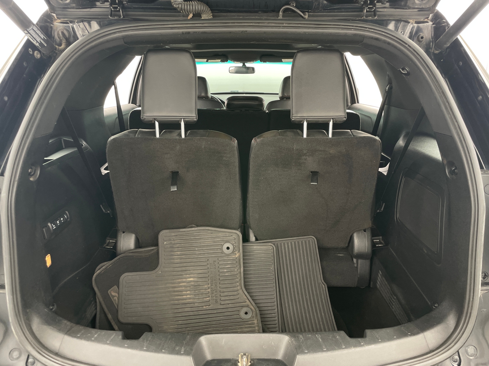 Thumbnail: 2016 Ford Explorer - 6