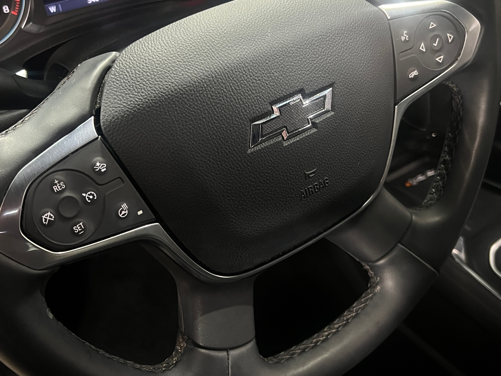 Thumbnail: 2023 Chevrolet Traverse - 4