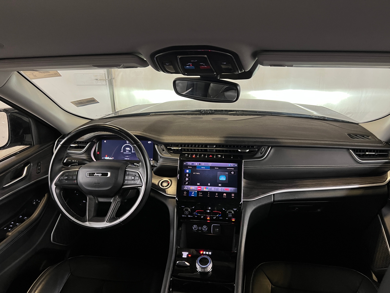 Thumbnail: 2022 Jeep Grand Cherokee L - 2