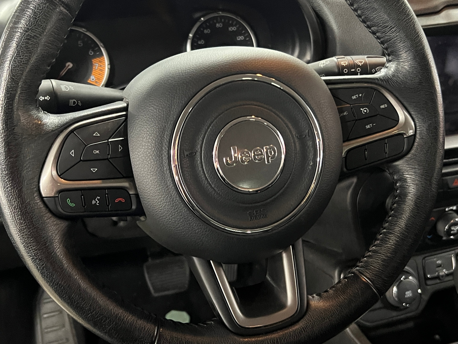 Thumbnail: 2022 Jeep Renegade - 5