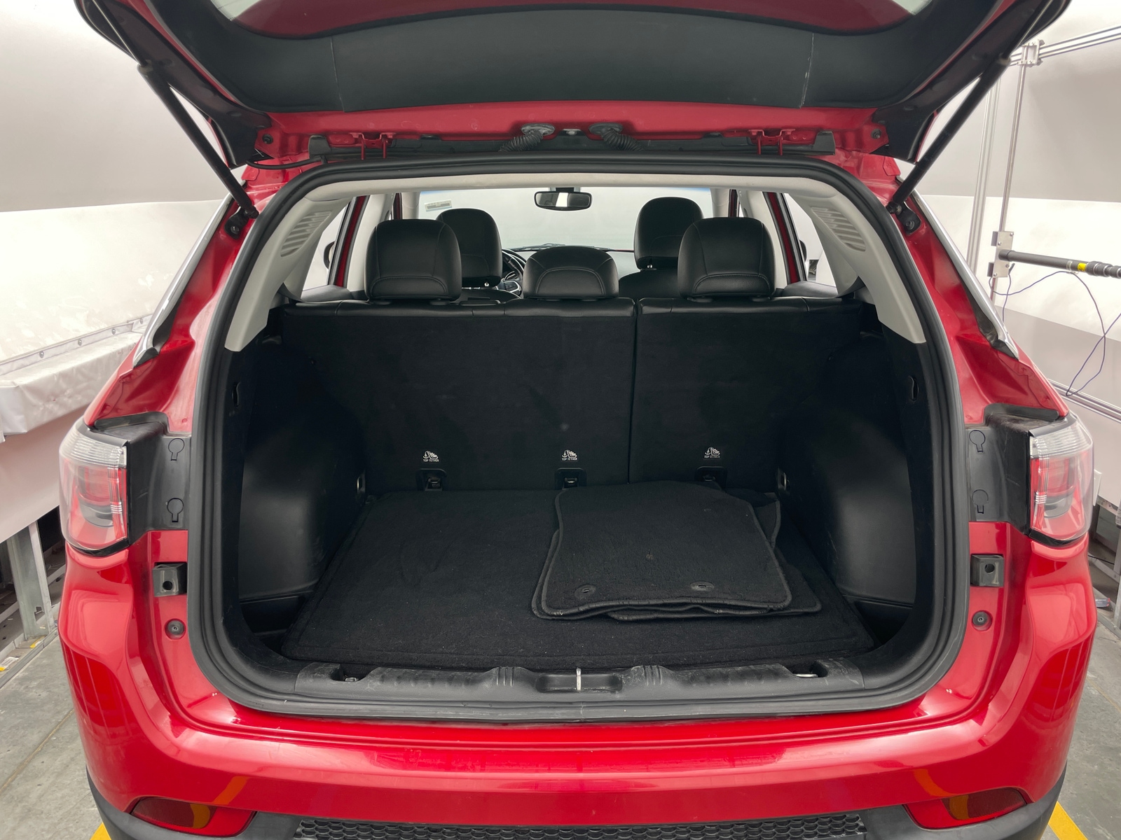 Thumbnail: 2019 Jeep Compass - 6
