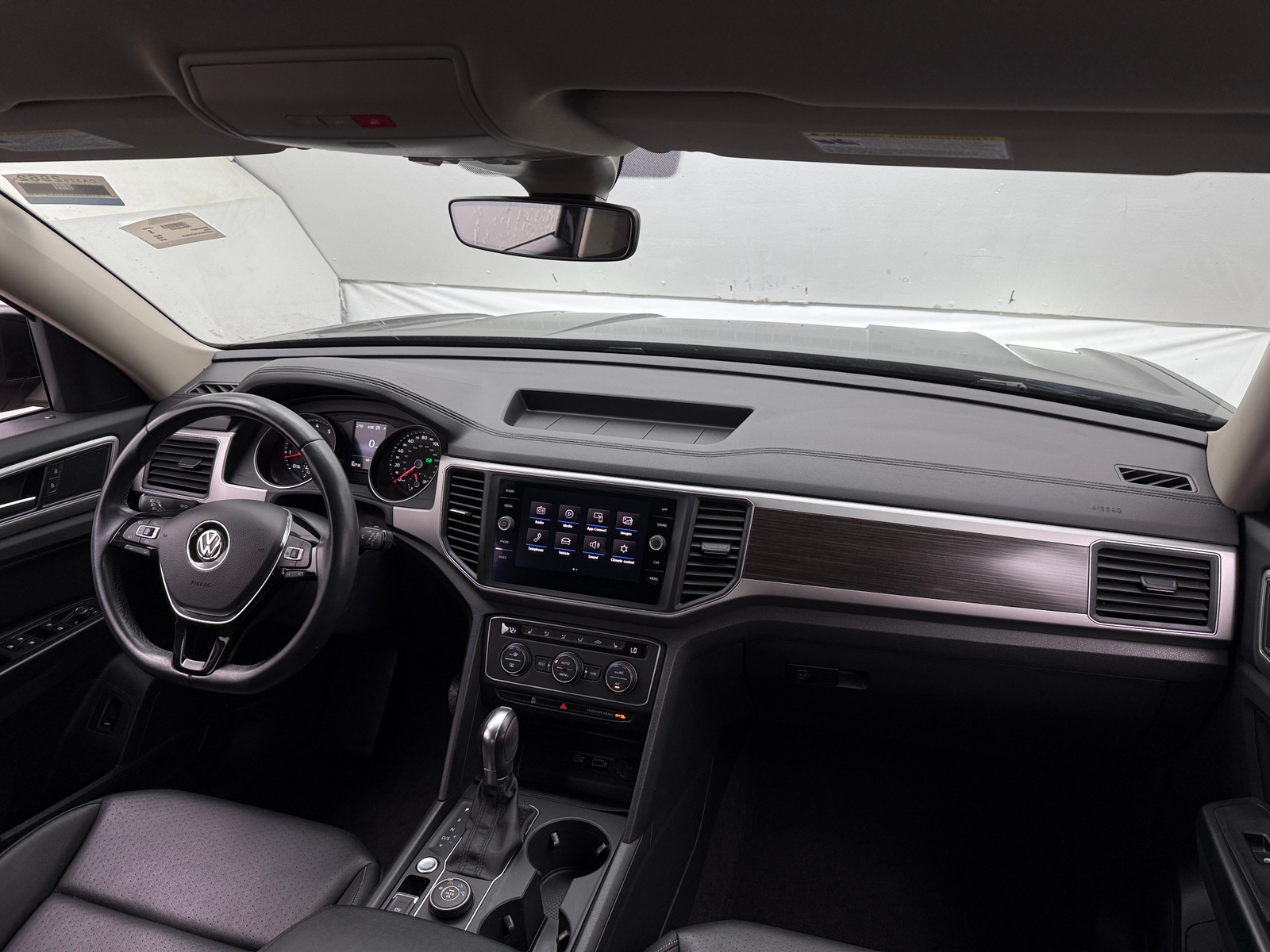 Thumbnail: 2019 Volkswagen Atlas - 2