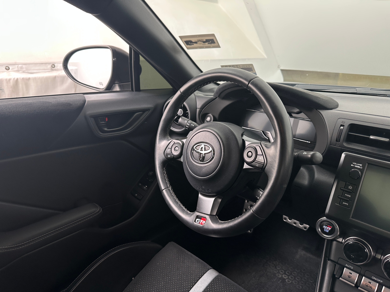 Thumbnail: 2022 Toyota GR86 - 3