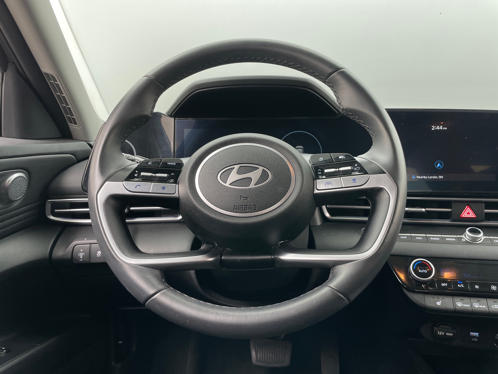Thumbnail: 2024 Hyundai Elantra - 5