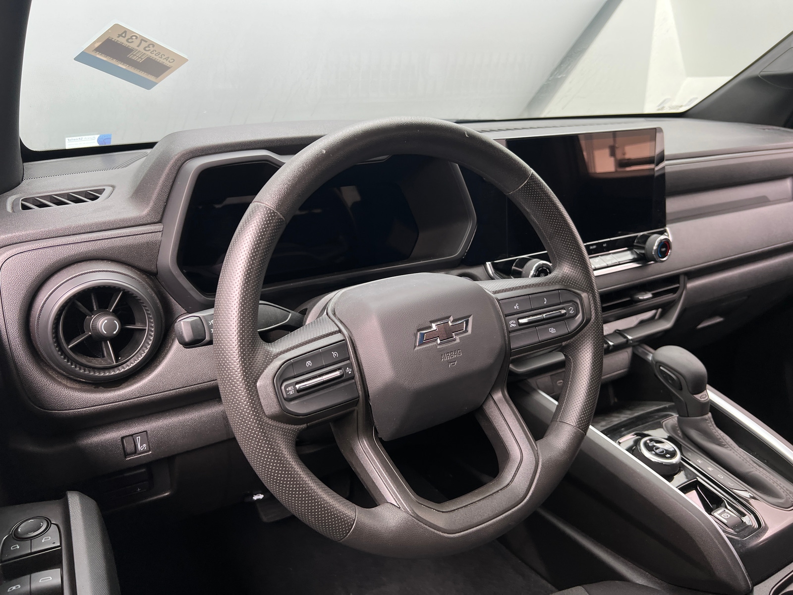 Thumbnail: 2023 Chevrolet Colorado - 5