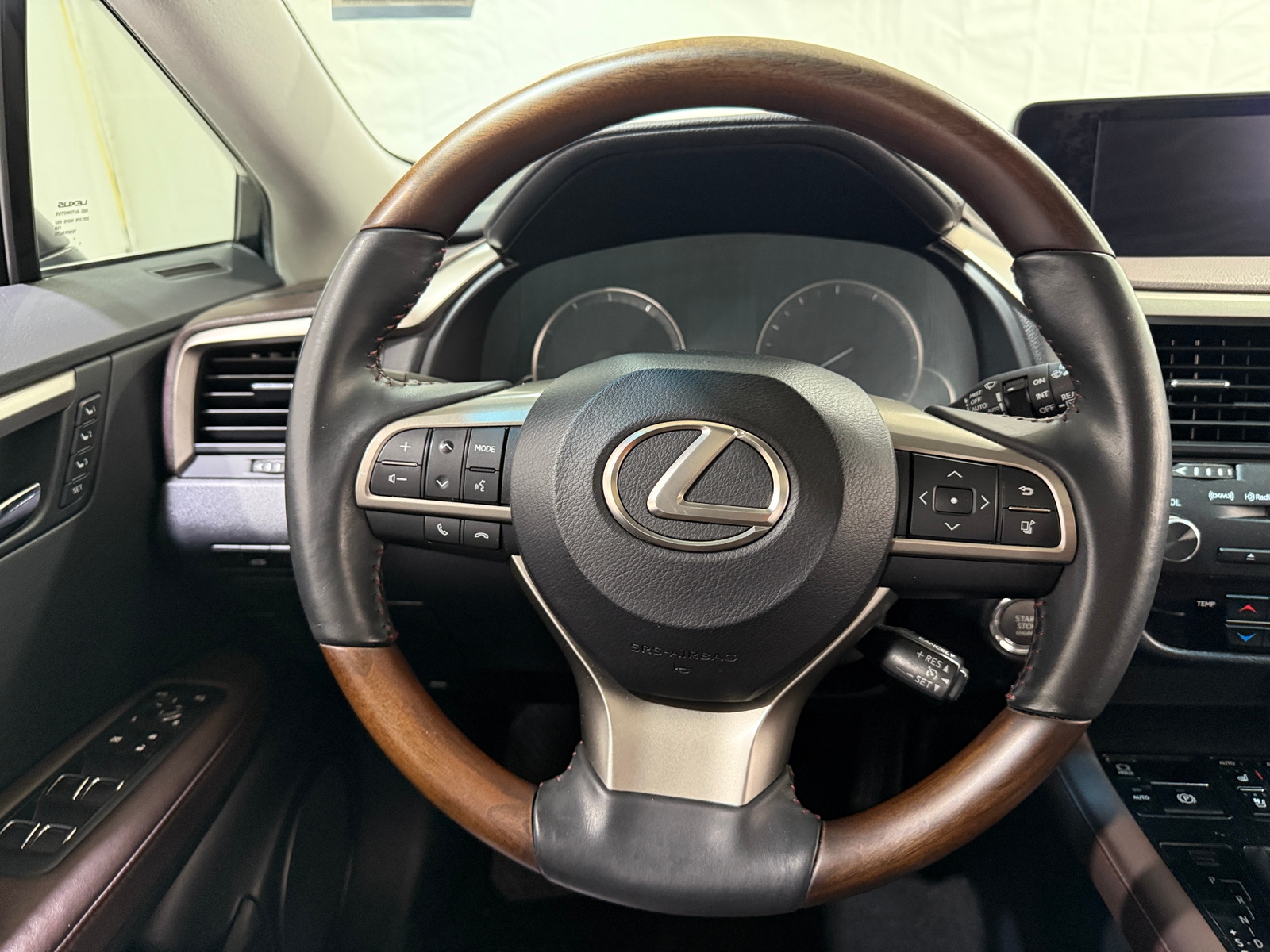 Thumbnail: 2016 Lexus RX - 4