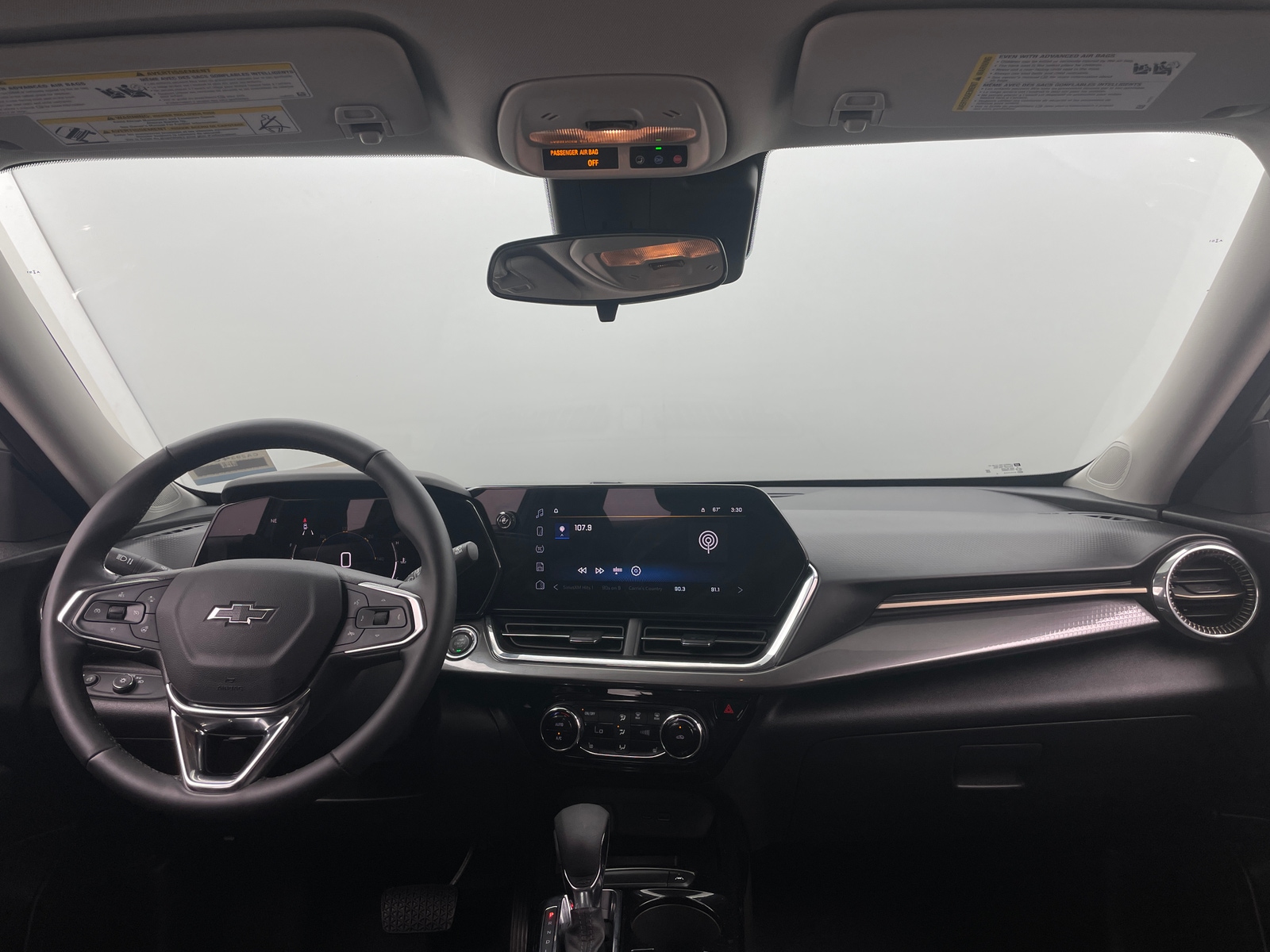 Thumbnail: 2025 Chevrolet Trax - 2