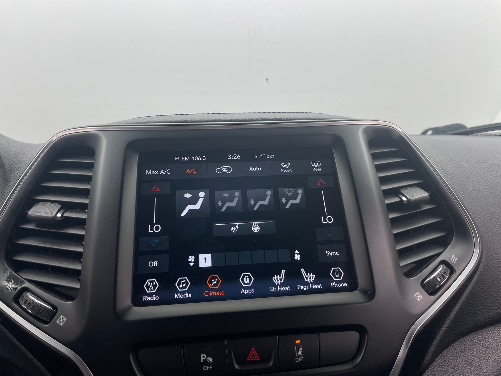 Thumbnail: 2021 Jeep Cherokee - 3