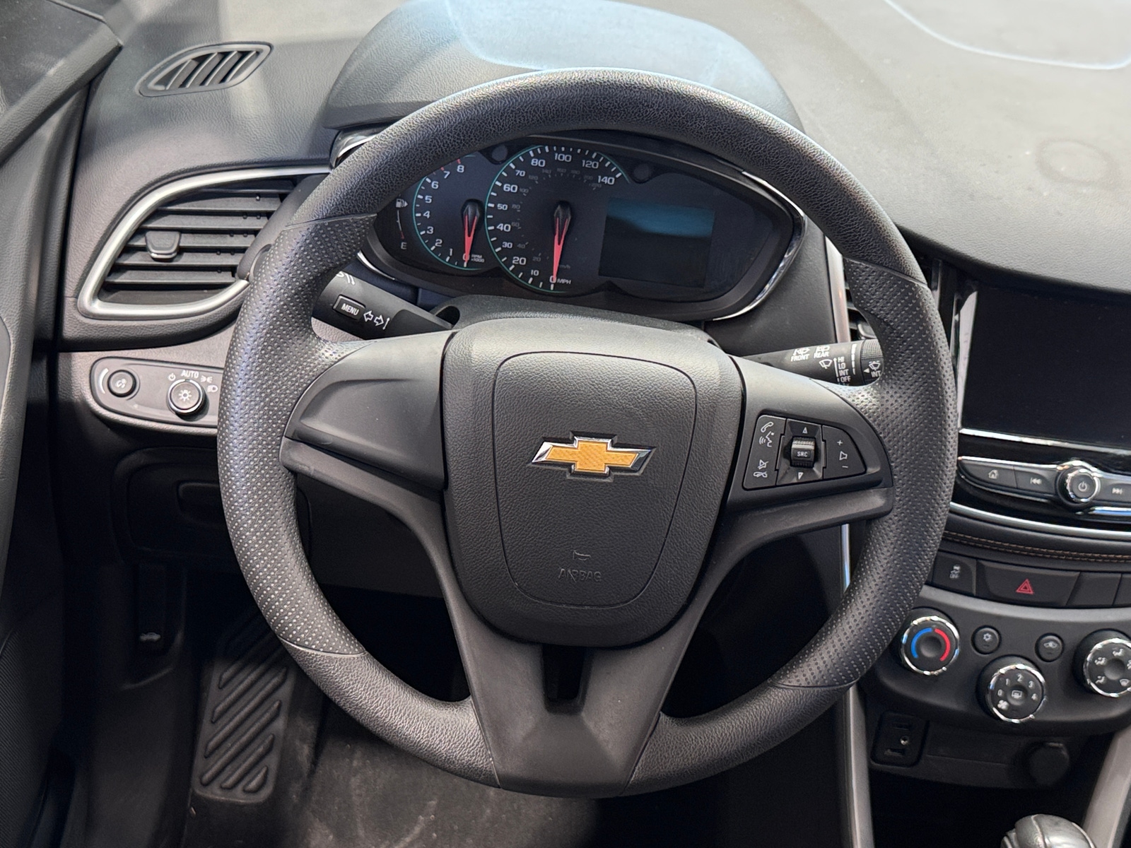 Thumbnail: 2020 Chevrolet Trax - 5