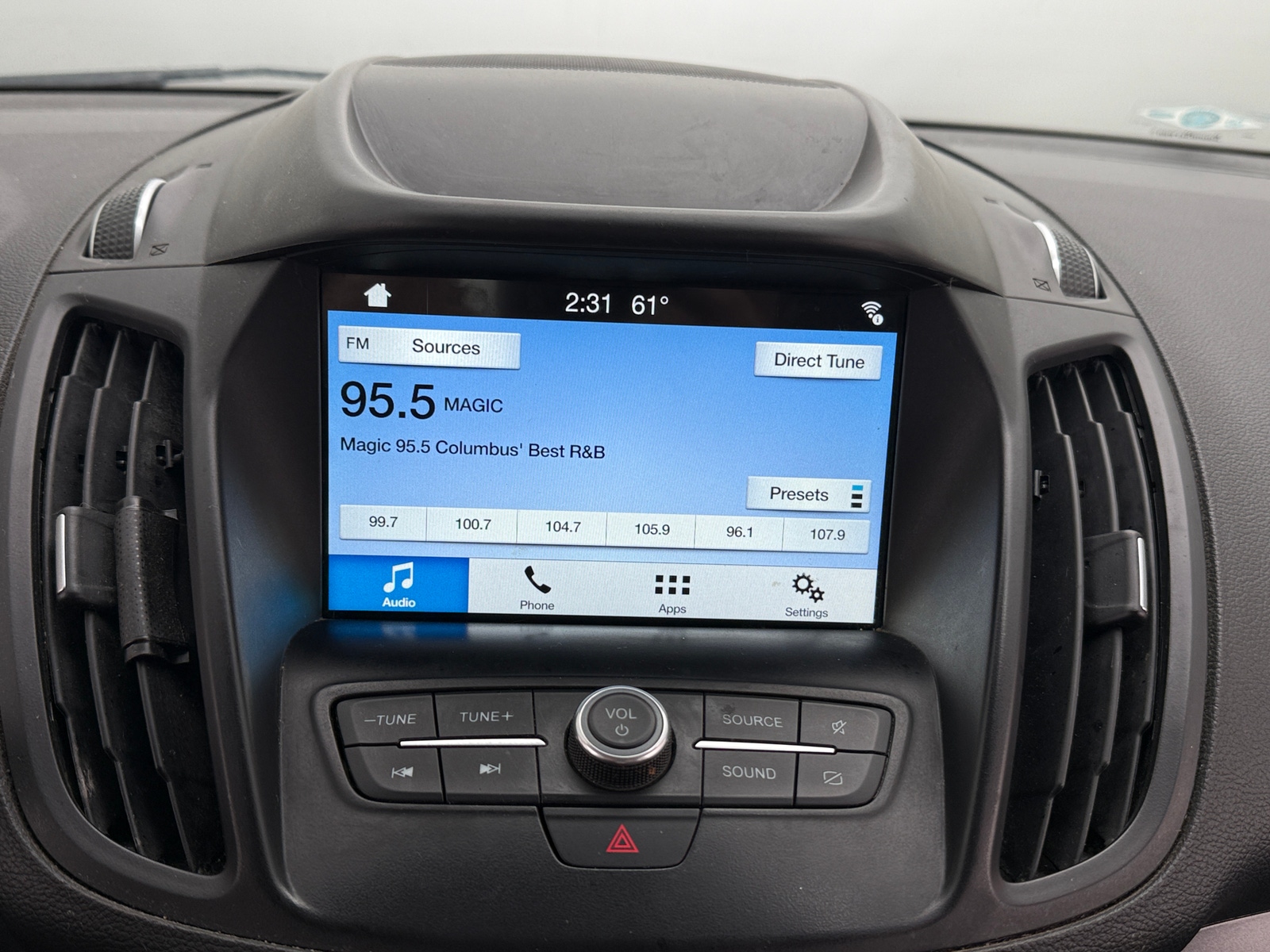 Thumbnail: 2019 Ford Escape - 4