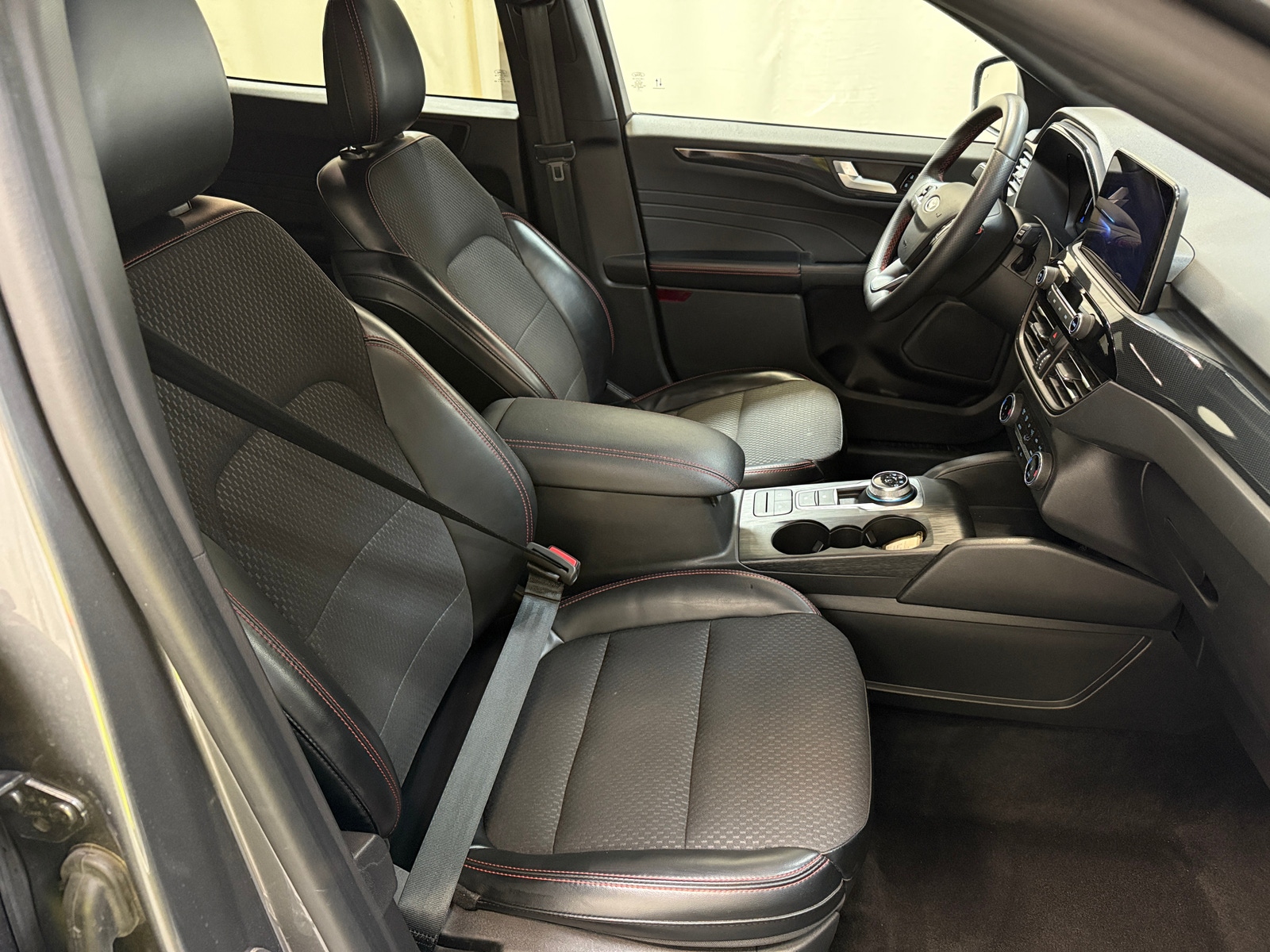 Thumbnail: 2024 Ford Escape - 2