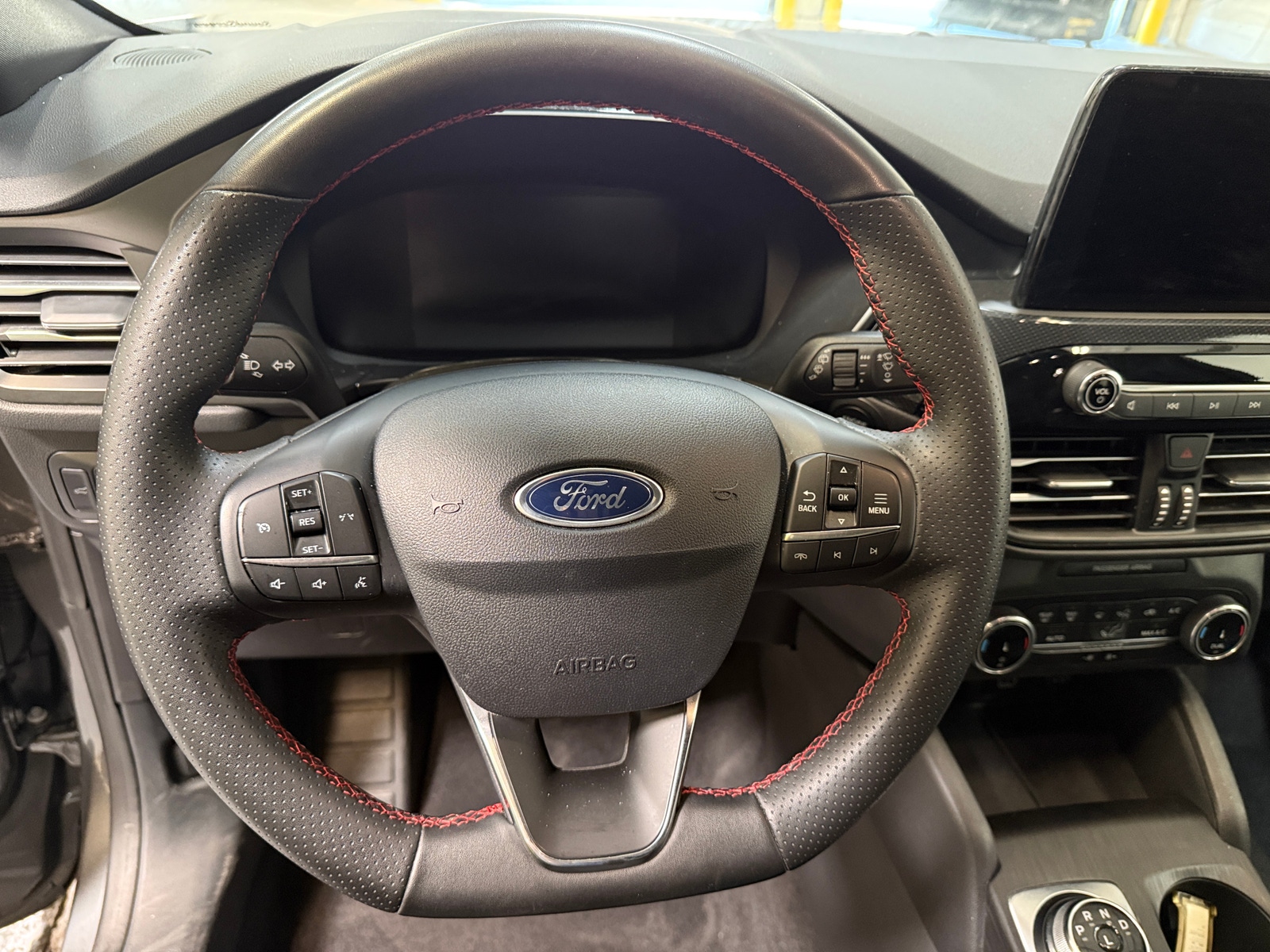 Thumbnail: 2024 Ford Escape - 5