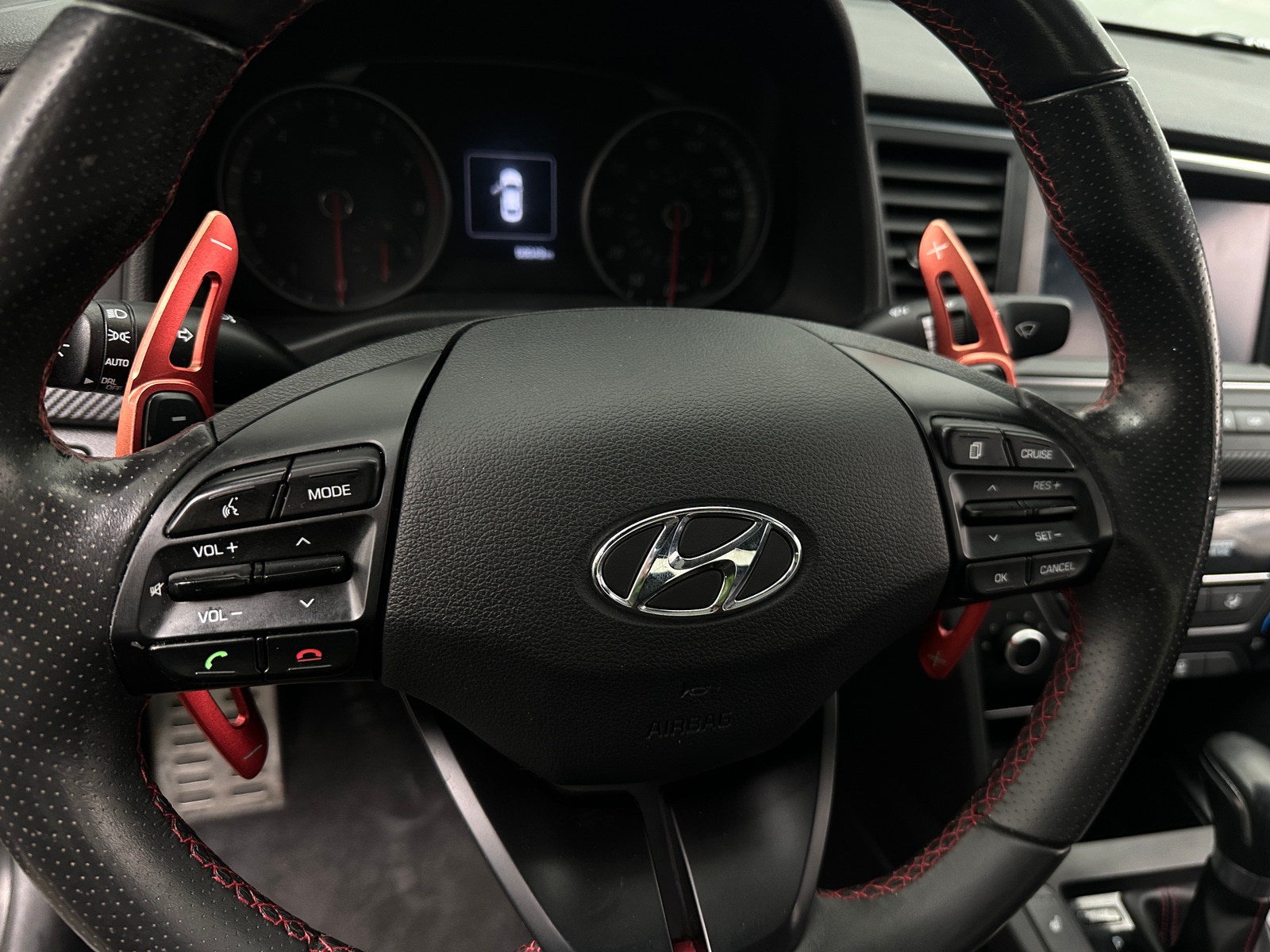 Thumbnail: 2018 Hyundai Elantra - 4