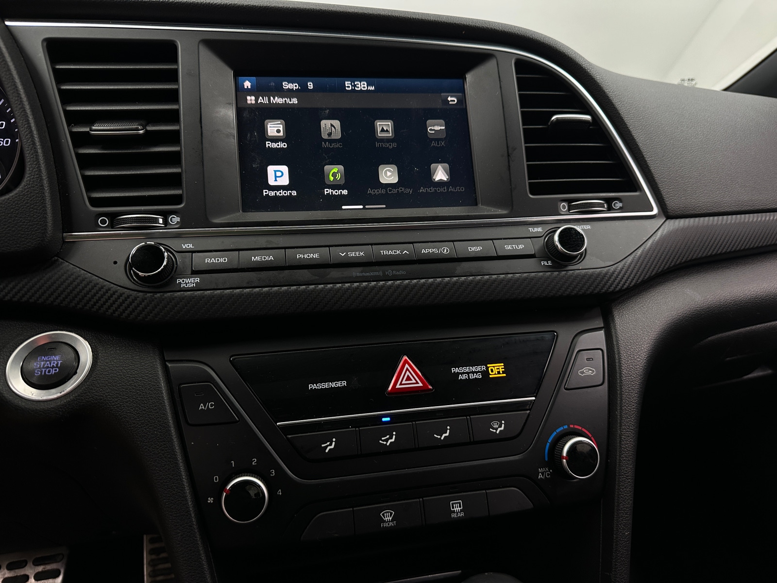 Thumbnail: 2018 Hyundai Elantra - 3