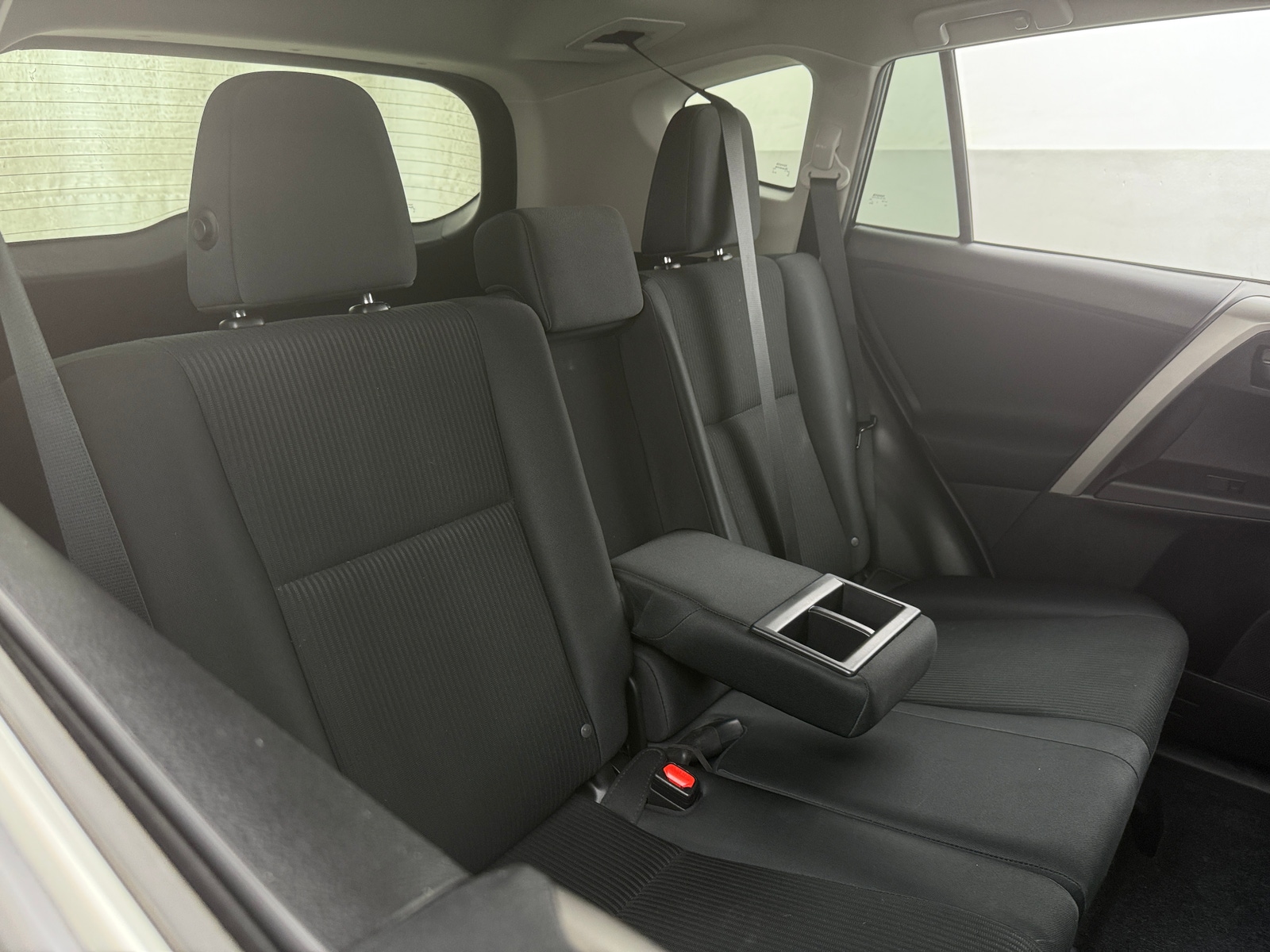 Thumbnail: 2017 Toyota RAV4 - 6
