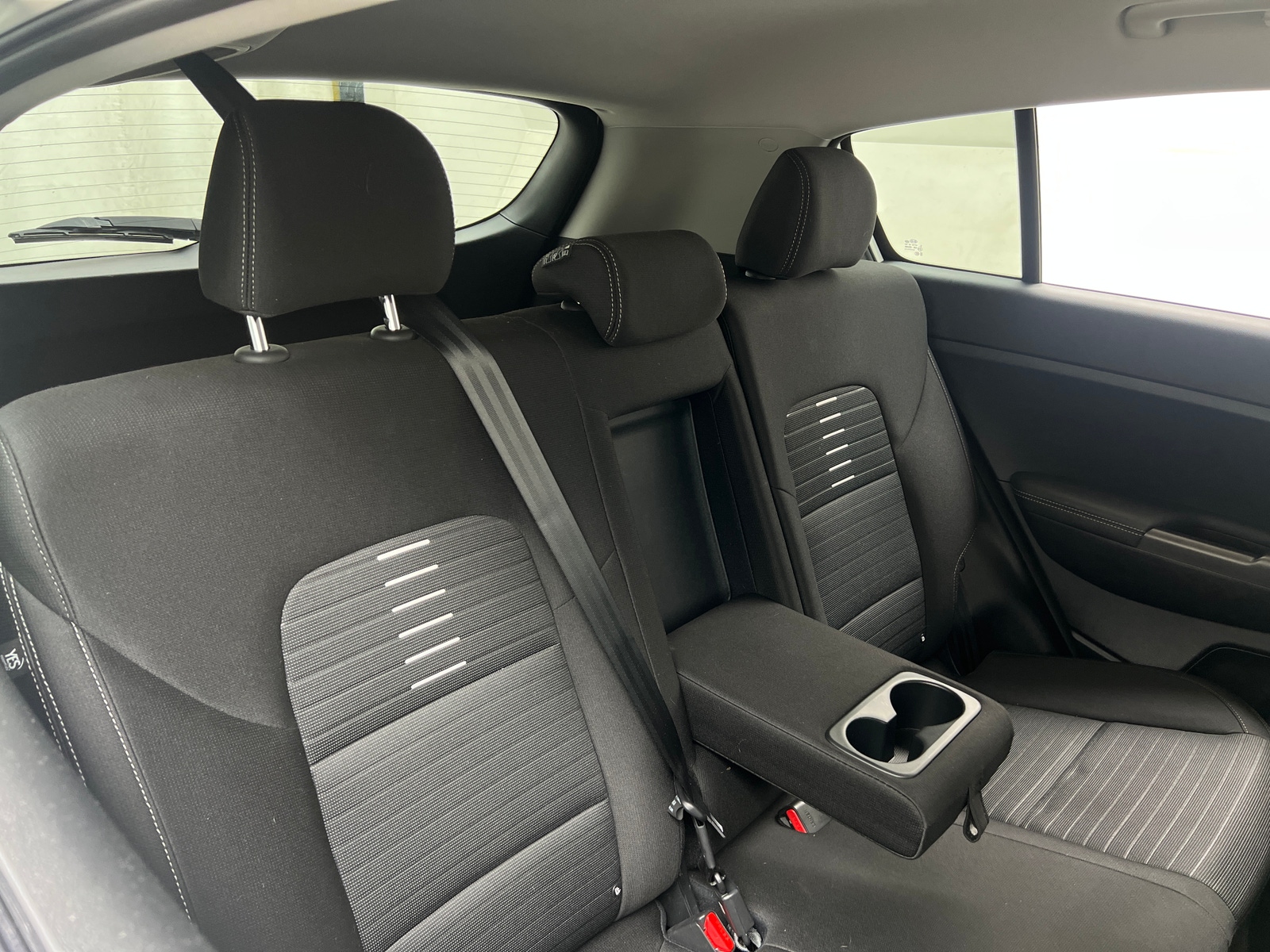 Thumbnail: 2021 Kia Sportage - 6