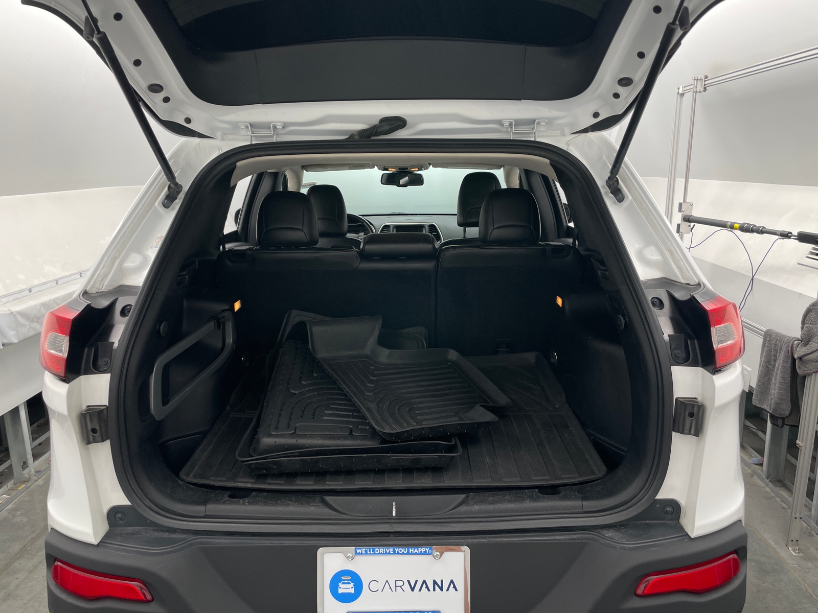 Thumbnail: 2016 Jeep Cherokee - 6