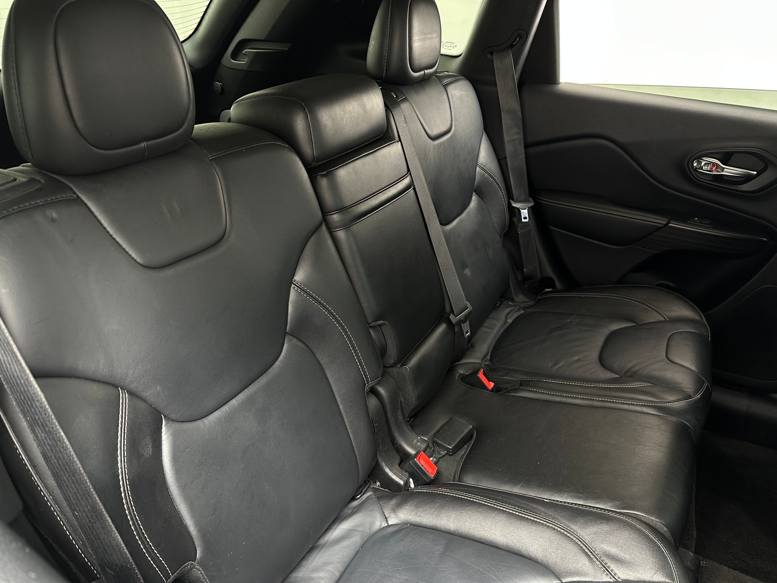 Thumbnail: 2015 Jeep Cherokee - 5