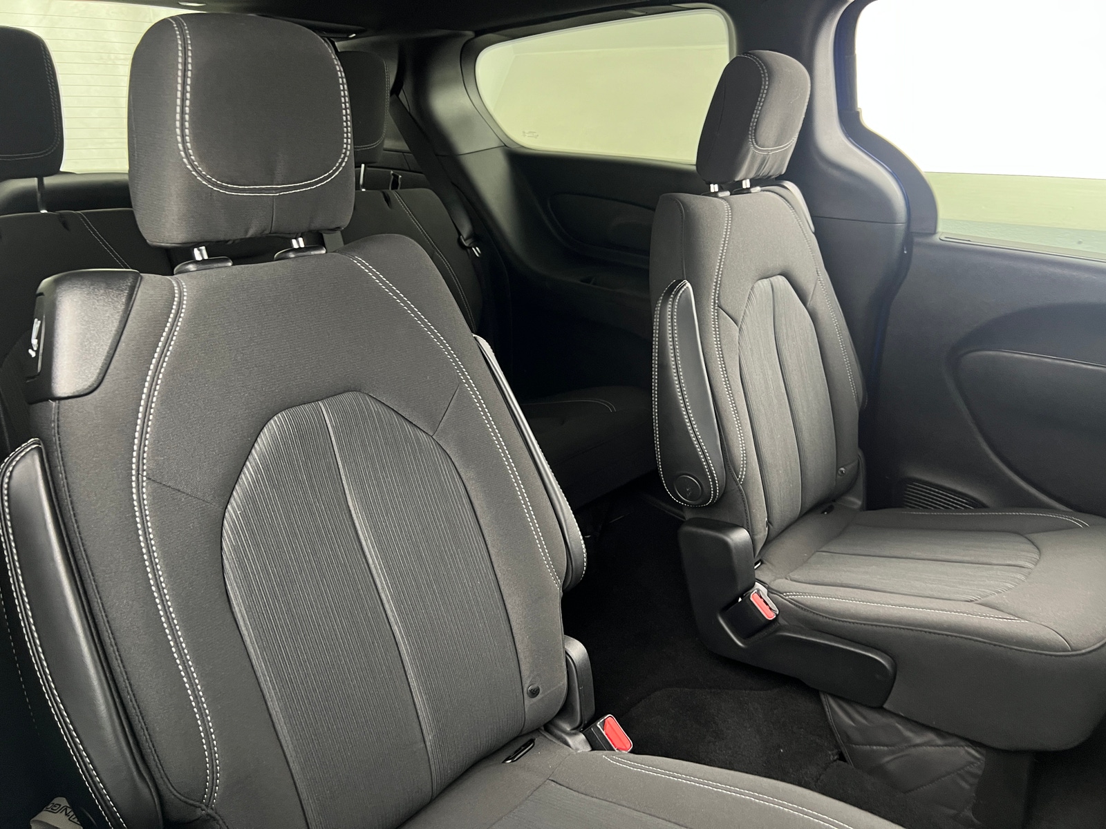 Thumbnail: 2019 Chrysler Pacifica - 6