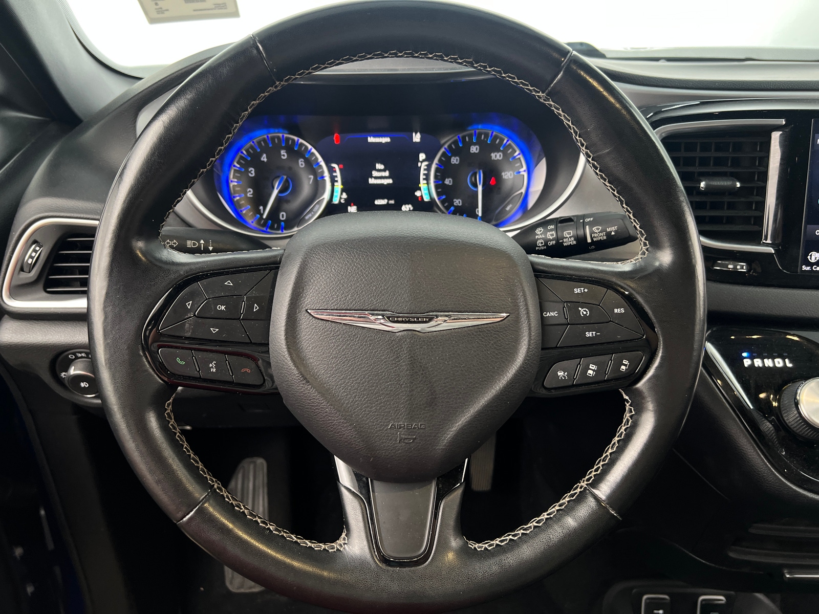 Thumbnail: 2019 Chrysler Pacifica - 5