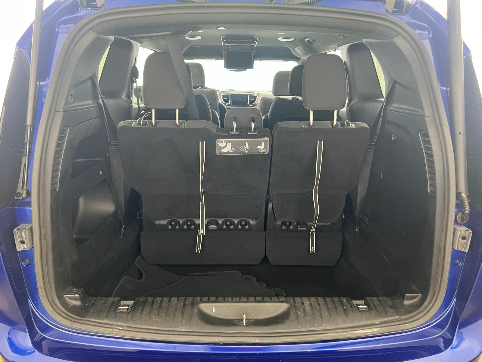 Thumbnail: 2019 Chrysler Pacifica - 7