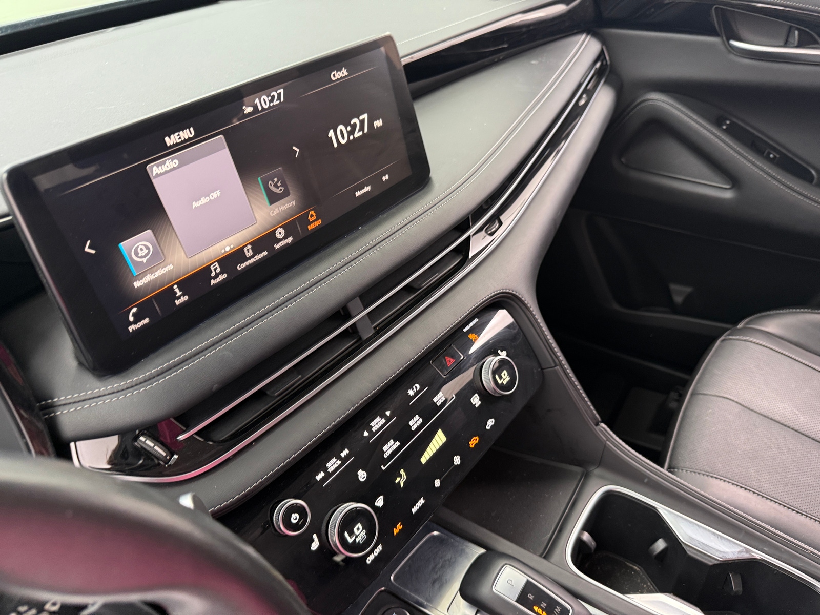 Thumbnail: 2022 INFINITI QX60 - 3