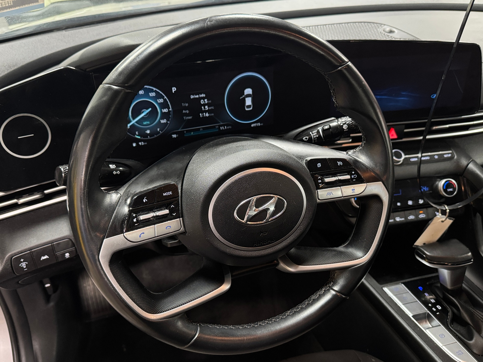 Thumbnail: 2023 Hyundai Elantra - 5