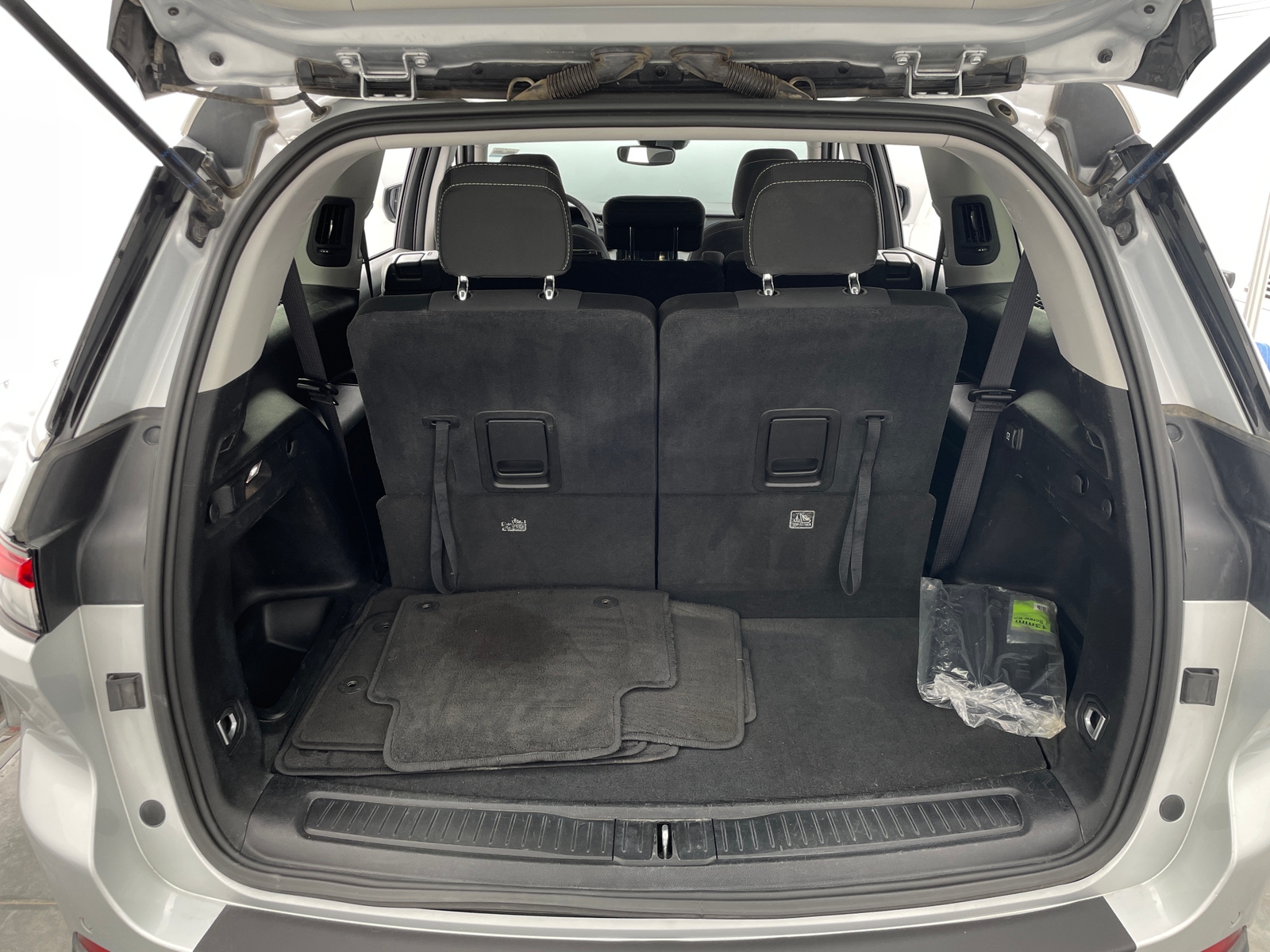 Thumbnail: 2023 Jeep Grand Cherokee L - 7