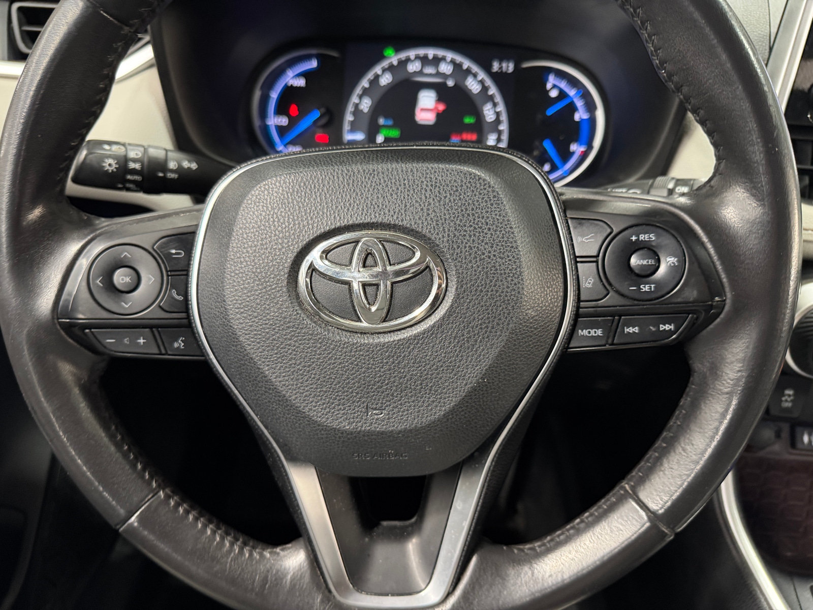 Thumbnail: 2019 Toyota RAV4 - 4