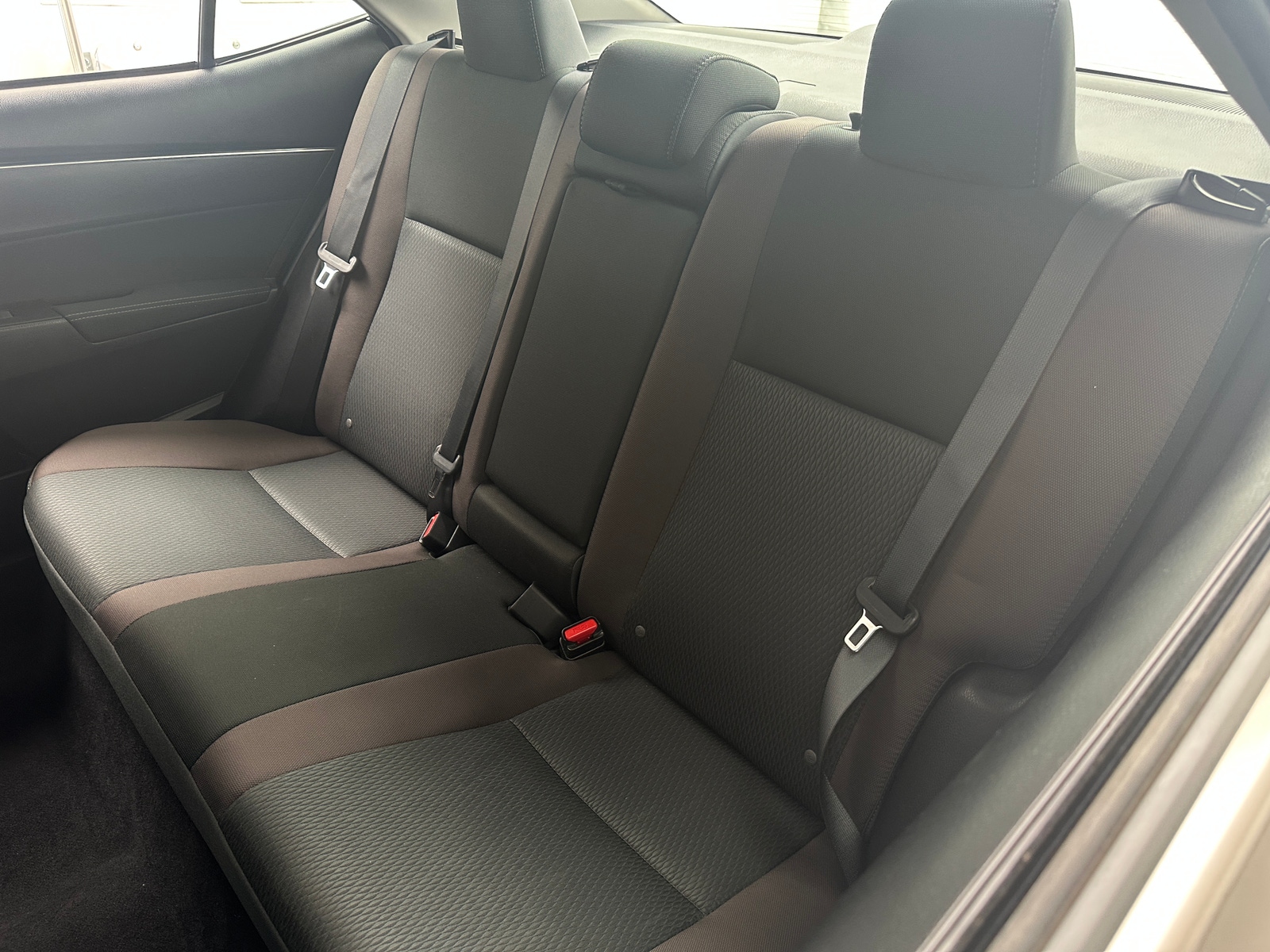 Thumbnail: 2017 Toyota Corolla - 6
