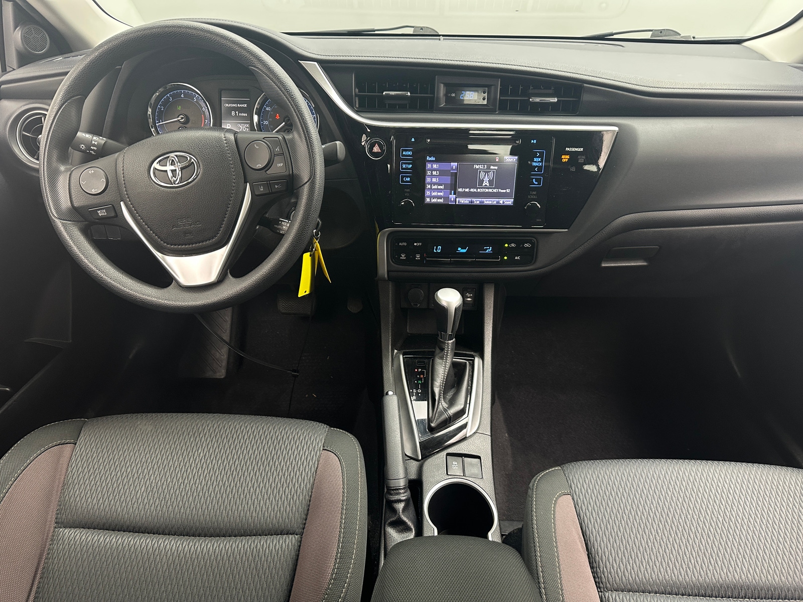 Thumbnail: 2017 Toyota Corolla - 3