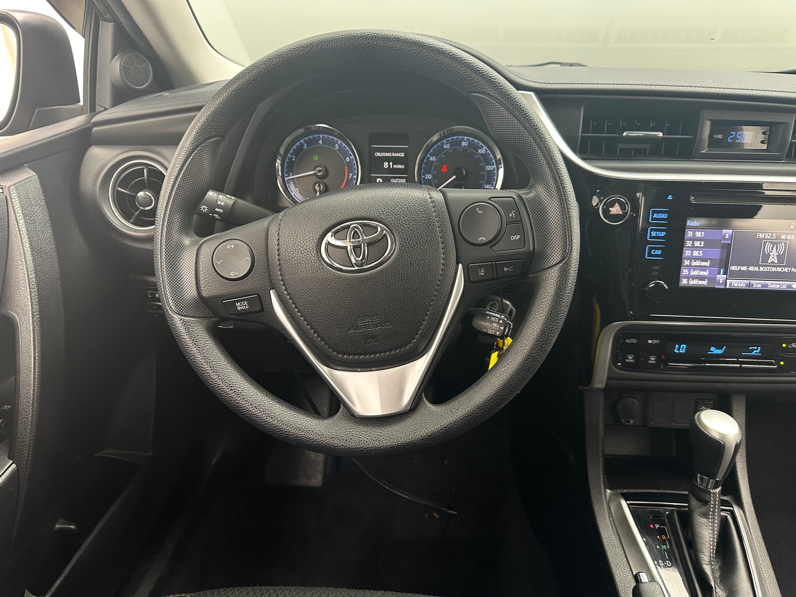 Thumbnail: 2017 Toyota Corolla - 5