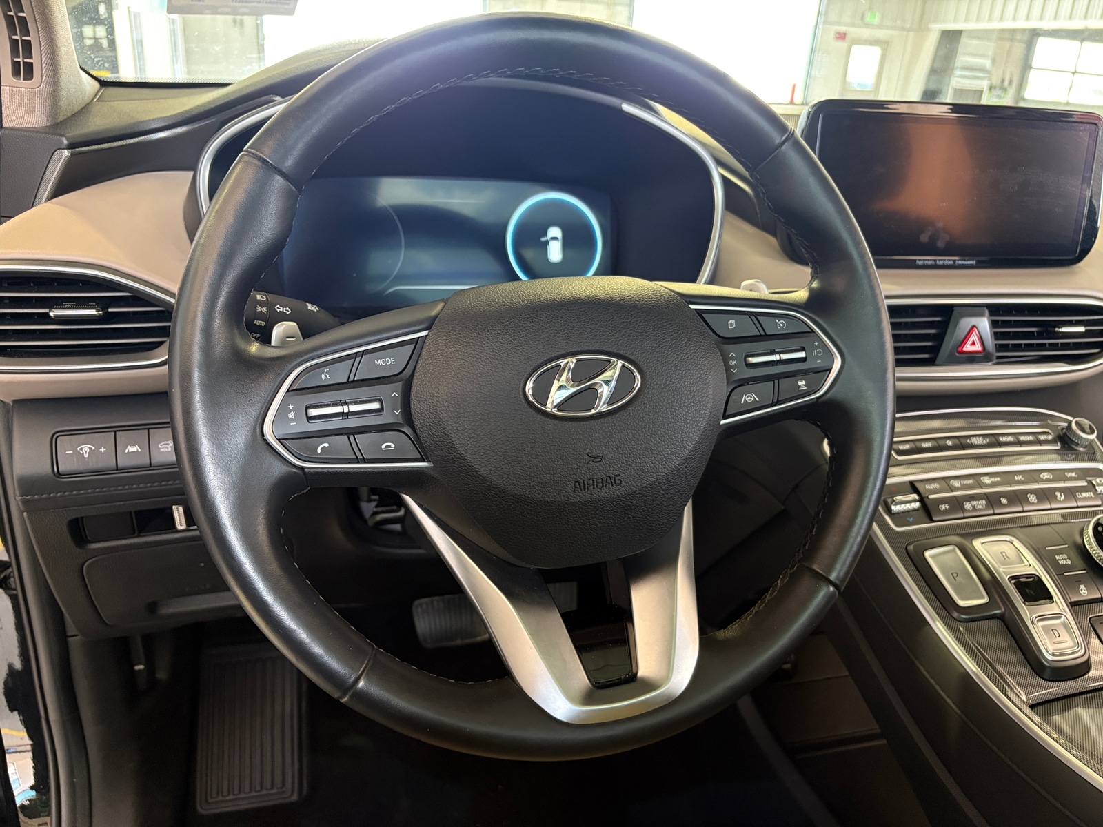 Thumbnail: 2023 Hyundai Santa Fe - 4