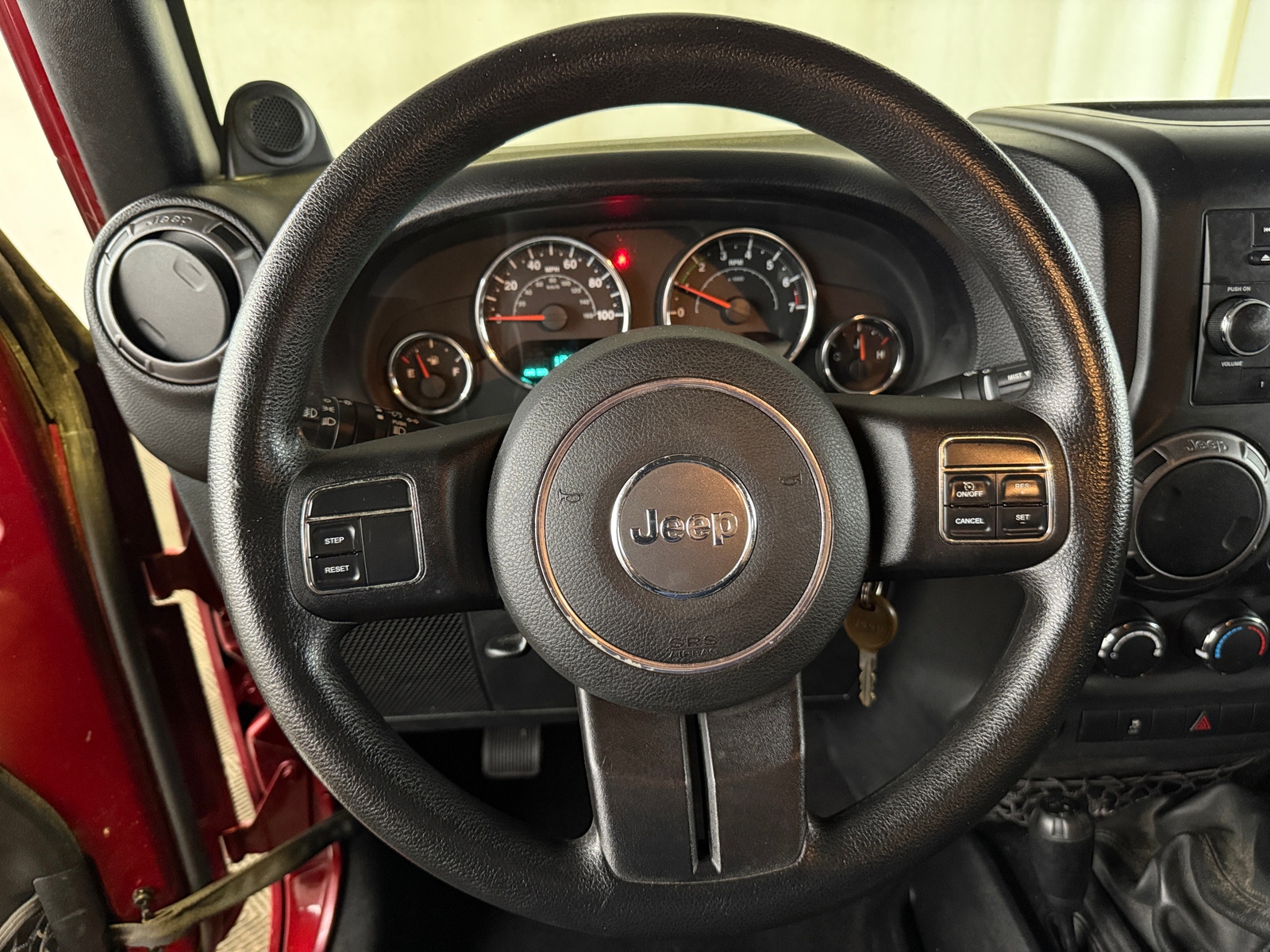 Thumbnail: 2012 Jeep Wrangler - 5