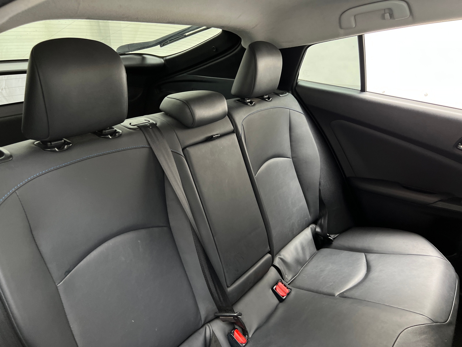 Thumbnail: 2016 Toyota Prius - 6
