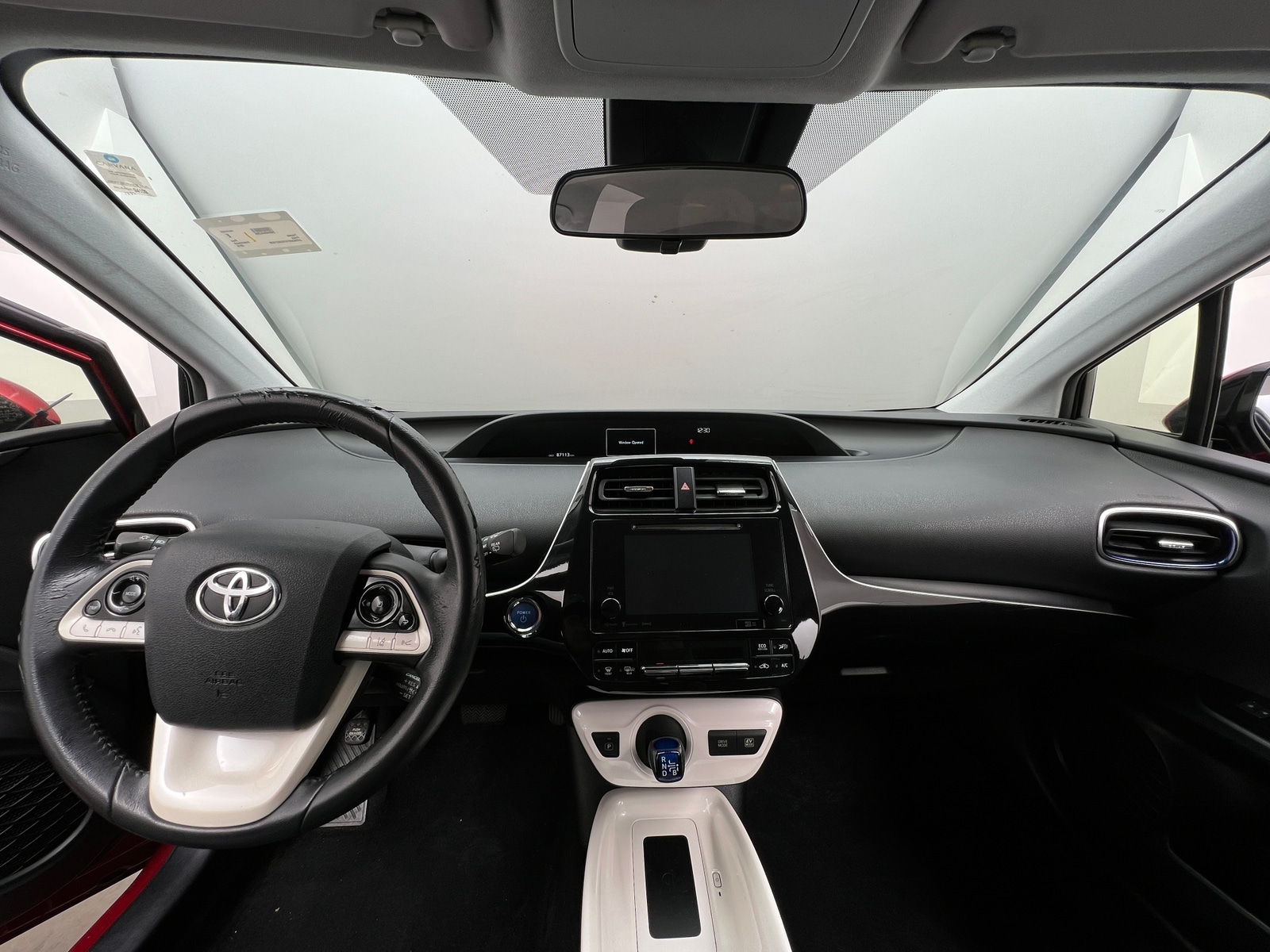 Thumbnail: 2016 Toyota Prius - 3