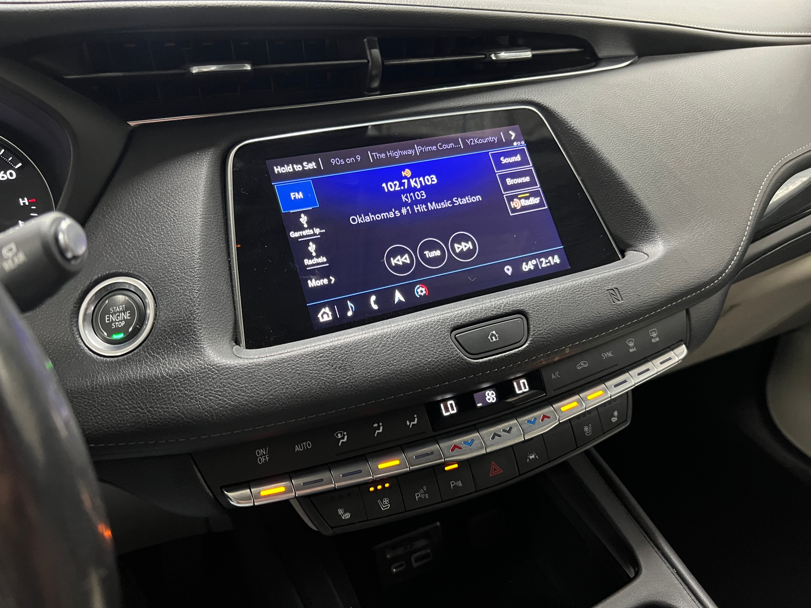 Thumbnail: 2019 Cadillac XT4 - 3