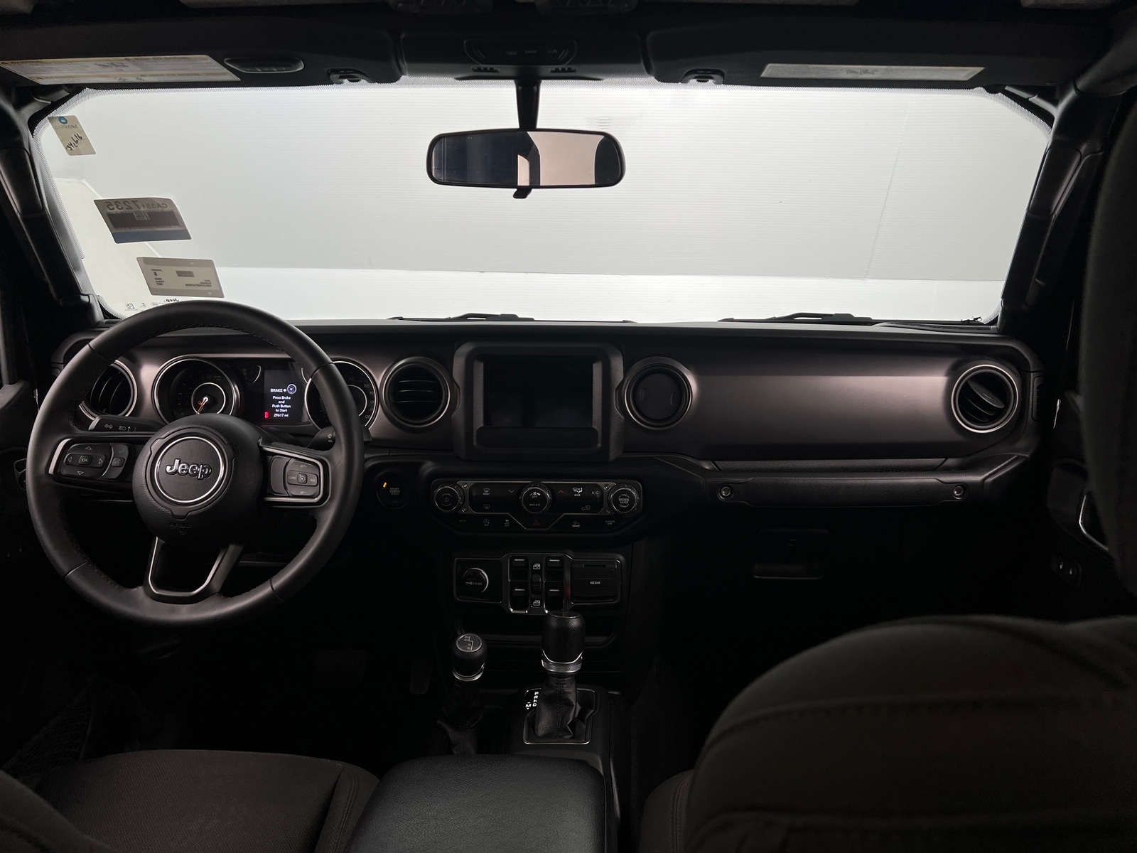 Thumbnail: 2023 Jeep Gladiator - 3