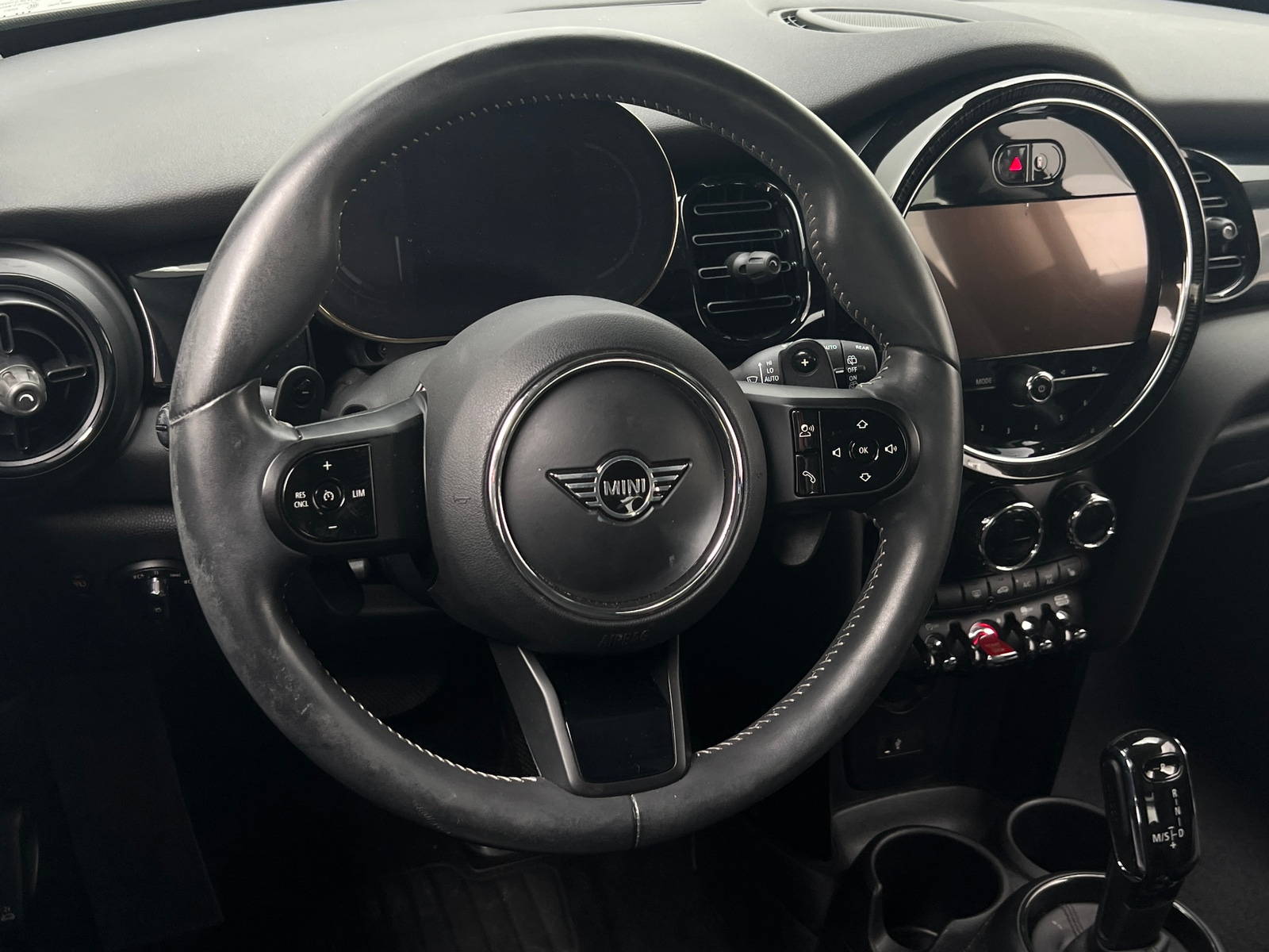 Thumbnail: 2023 MINI Cooper Hardtop - 4